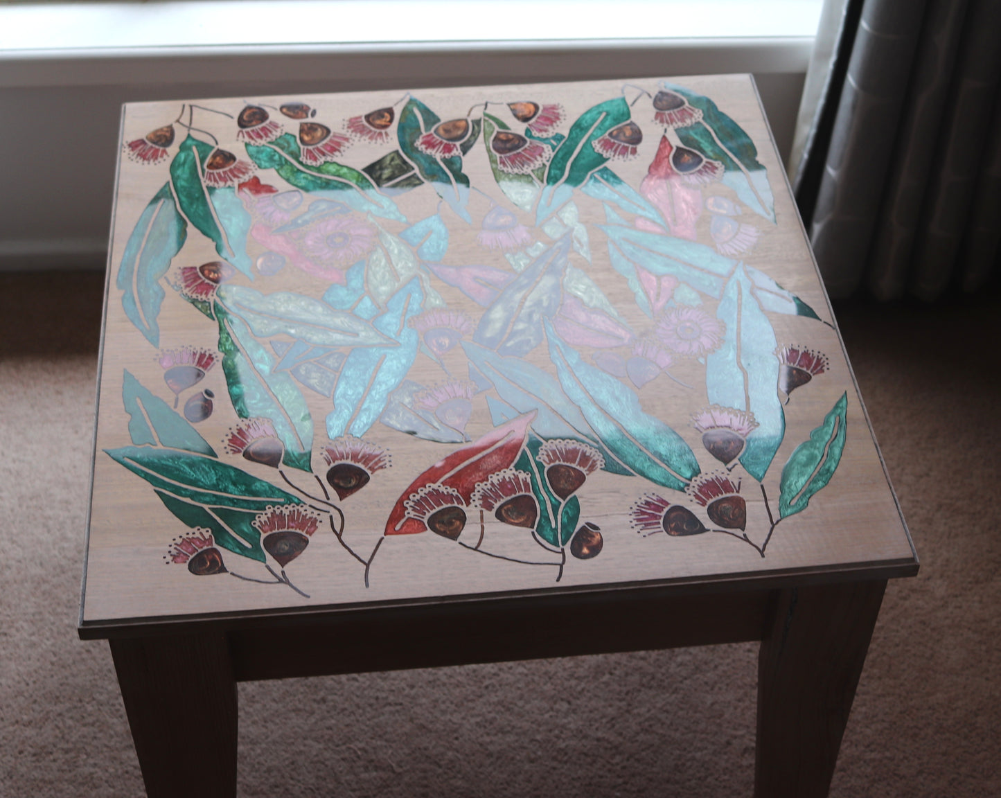 Resin Accent Table - Large Leaves and Gum Nuts