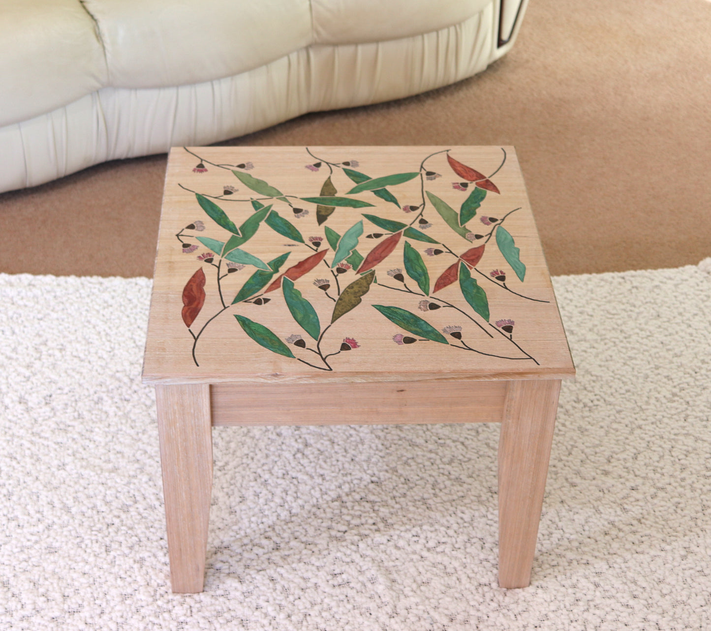 Resin Accent Table - Classic Pattern Gum Nuts and Gum Leaves