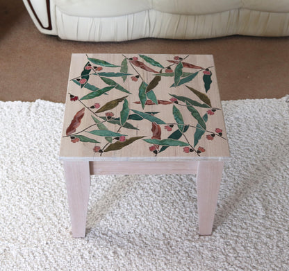 Resin Accent Table - Gum Leaves - Twin Leaf